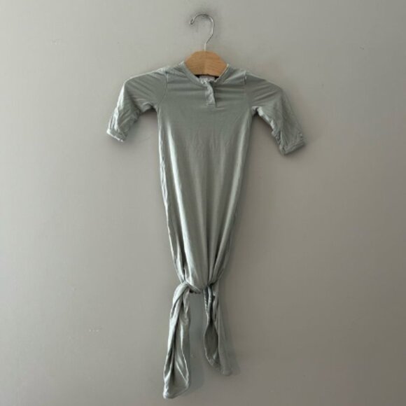 $19 ADD ON Mebie baby knotted gown 0-3M H&M Jamie Kay little sleepies caden lane - Picture 1 of 3